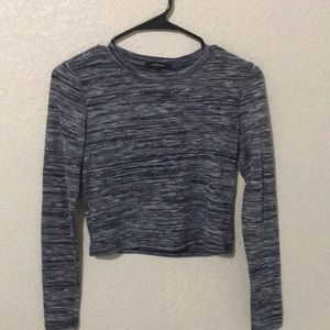 Long sleeve crew neck shirt